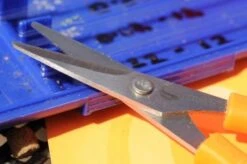 Guru SERRATED SCISSORS -Visserij Benodigdheden Winkel Guru Rig Scissors Schaar GRS 2 min