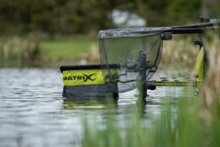 Matrix COMMERCIAL KEEPNET 2.5m -Visserij Benodigdheden Winkel matrix commercial keepnet leefnet GLN068 5 min