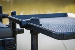 Matrix SELF SUPPORTING SIDE TRAY - 2 Opties -Visserij Benodigdheden Winkel matrix self supporting side tray aastafel 6 min